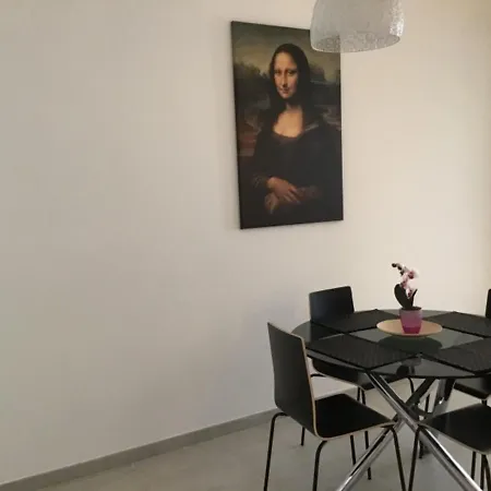 Monnalisa Apartment *